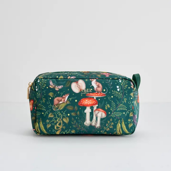 into the woods travel pouch in green