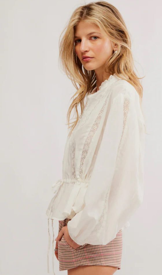 best of me blouse in optic white