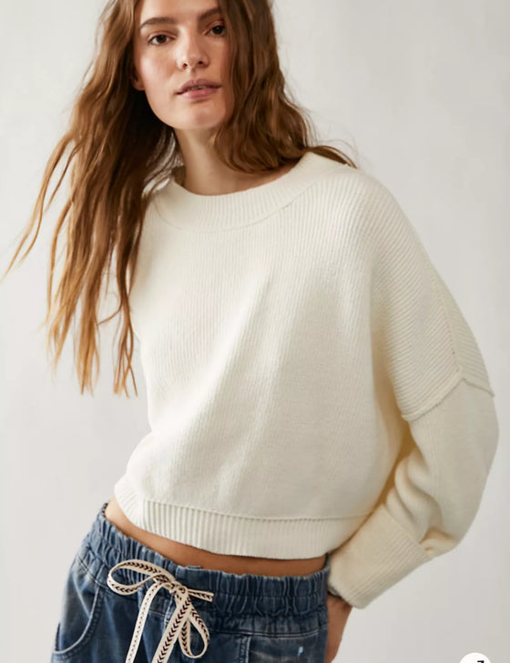 easy street crop pullover in moon glow