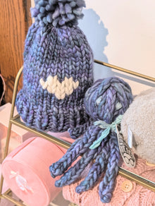  the happy hearts collection knit "Ollie" in azul