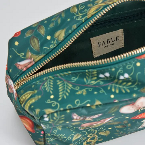 into the woods travel pouch in green