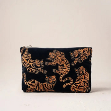  wild tiger everyday pouch - charcoal