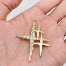  star brooch